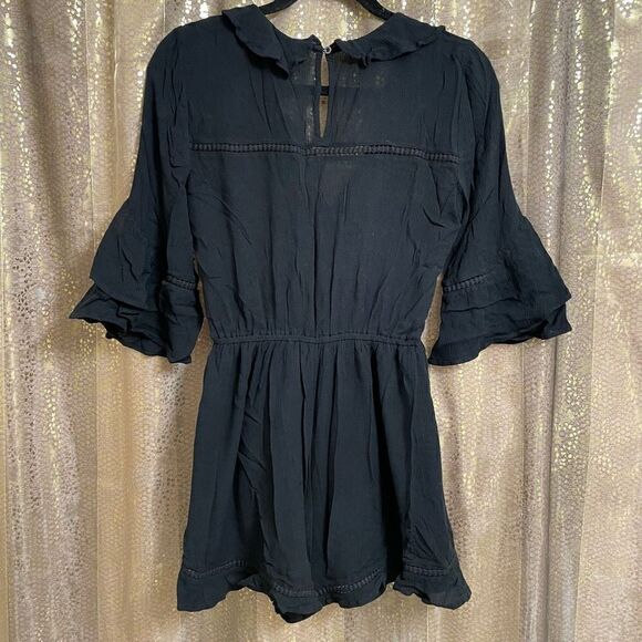 Abercrombie & Fitch Womens Small Black Wrap Lace Detail Romper One Piece Pockets - Picture 2 of 6